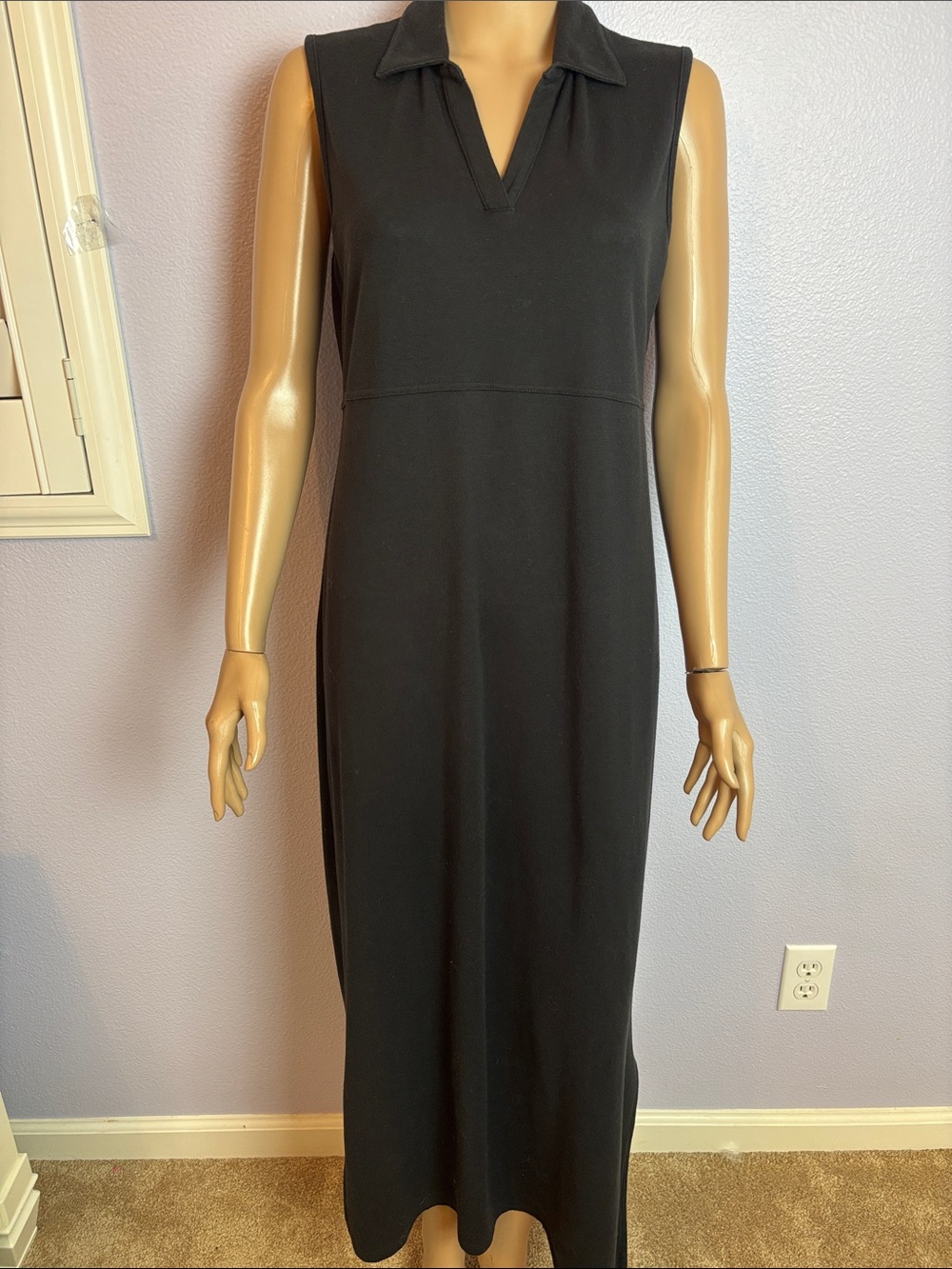Sleeveless Black Polo Collar Maxi Dress